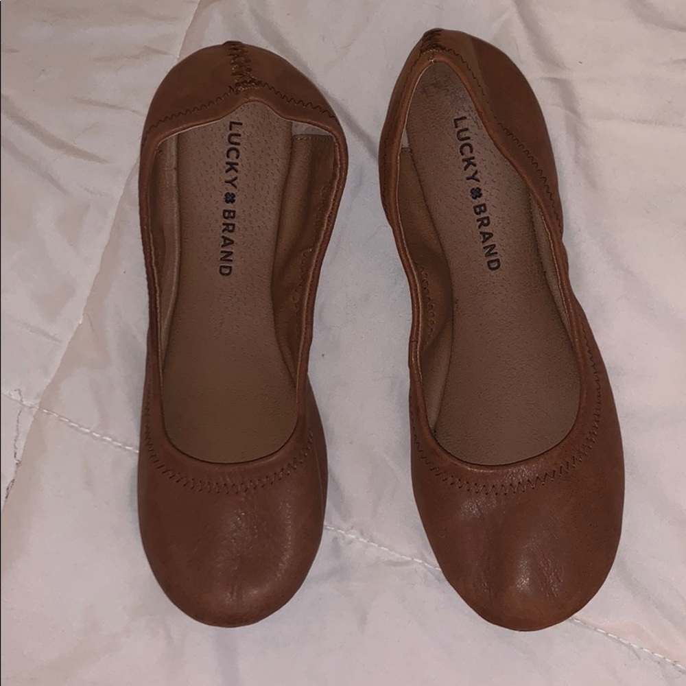 Ballet flats